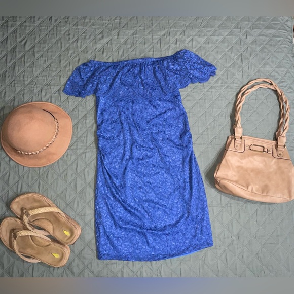 PINKBLUSH Blue Lace Off-Shoulder Fitted Maternity Dress, Size Small, LIKE NEW - Picture 4 of 11